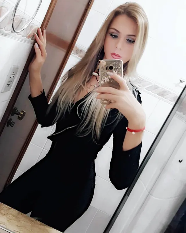 Aline, 26 ans, rencontre sexe à Jons