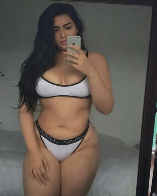 Assia, 32 ans, rencontre sexe à Pommeuse