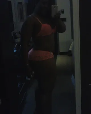 Magali, 45 ans, rencontre sexe à Moussan