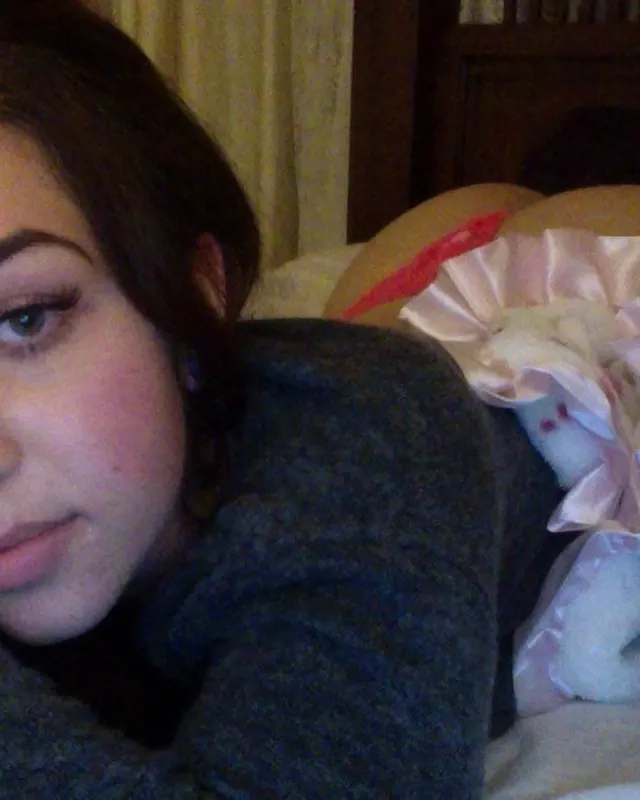 Nawel, 28 ans, rencontre sexe à Corme-Royal
